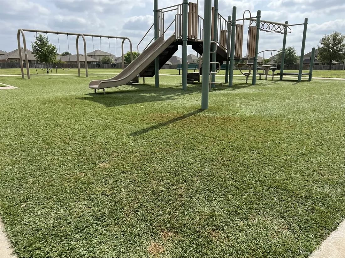 Playgrounds artificial turf