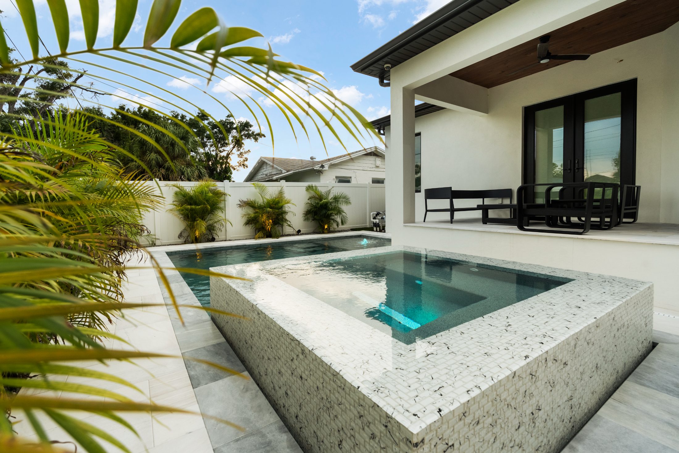 Custom Pool Builder & Gunite Pools in Tampa Bay | LIV Pools